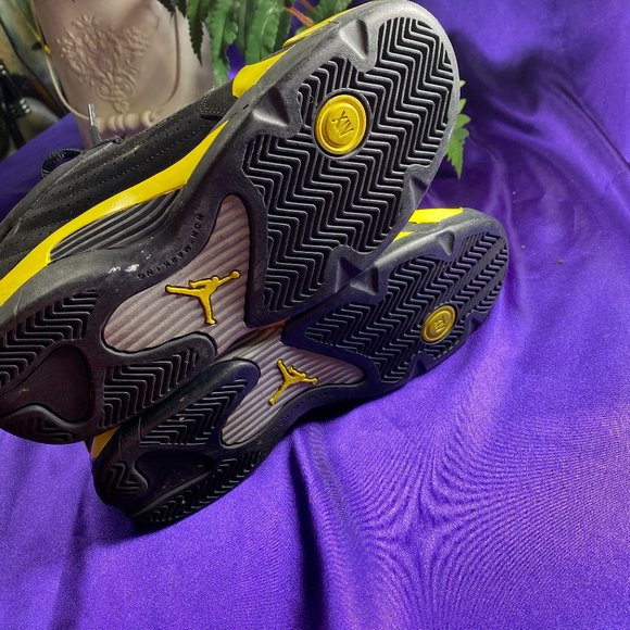 📌Jordan 14 Retro Thunder signature shoe Size 3Y - Picture 5 of 11